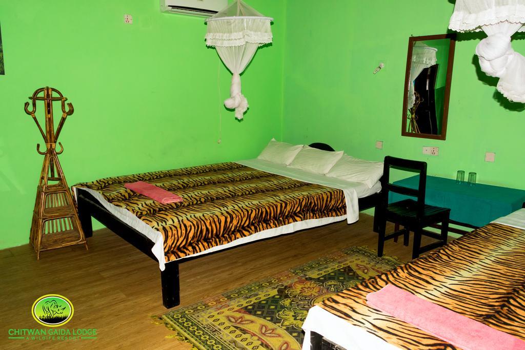 Chitwan Gaida Lodge Sauraha Extérieur photo